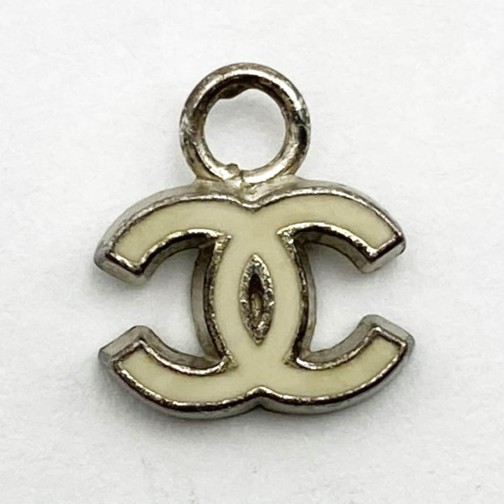 CHANEL シャネル 
 ペンダントトップ 
 ホワイト