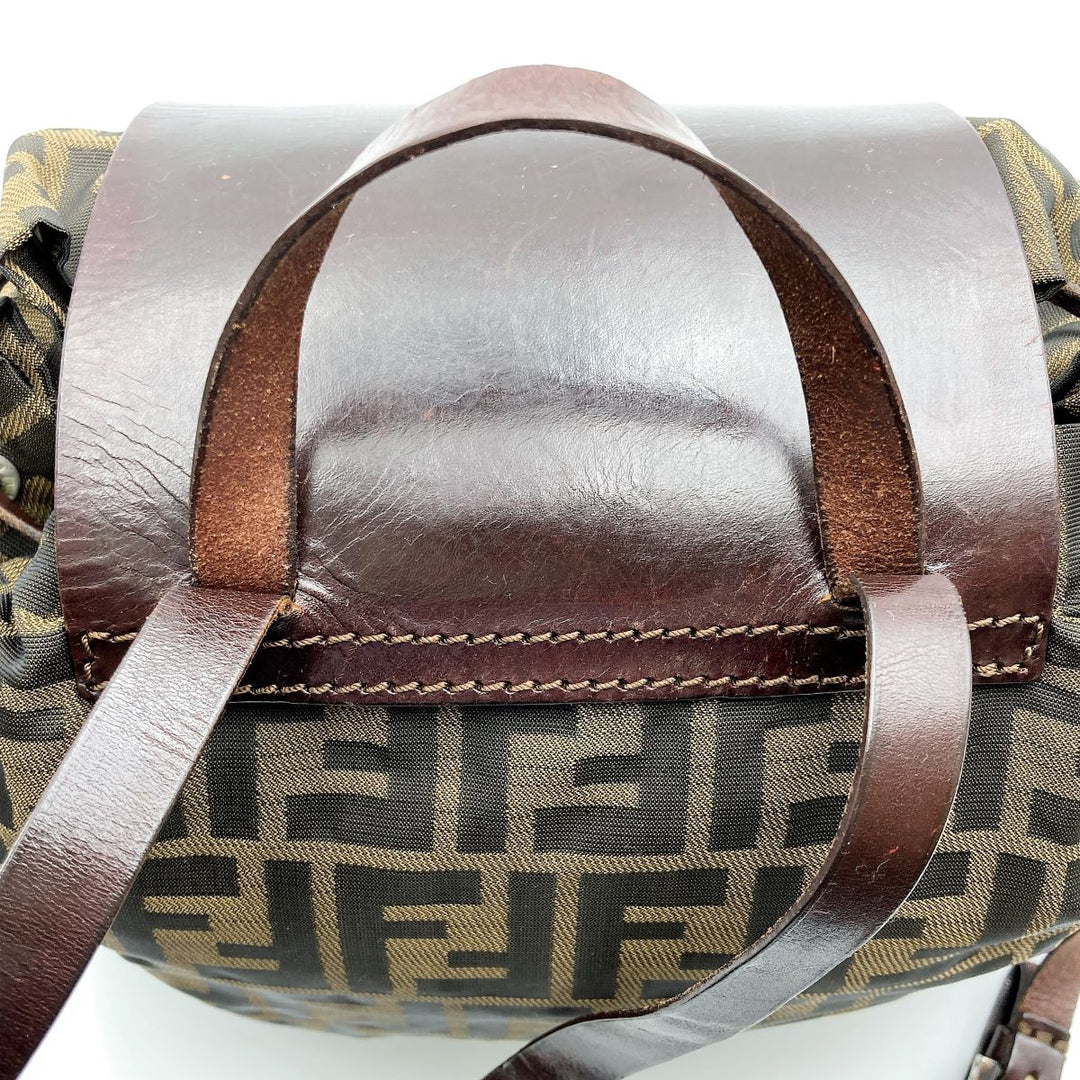 FENDI フェンディ 
 15980 リュック・デイパック 
ナイロン ブラウン