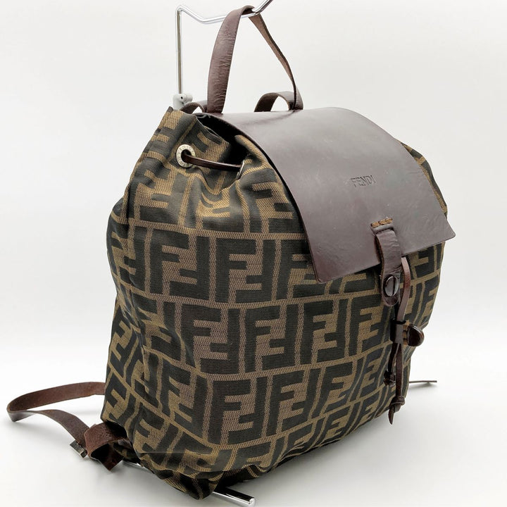FENDI フェンディ 
 15980 リュック・デイパック 
ナイロン ブラウン