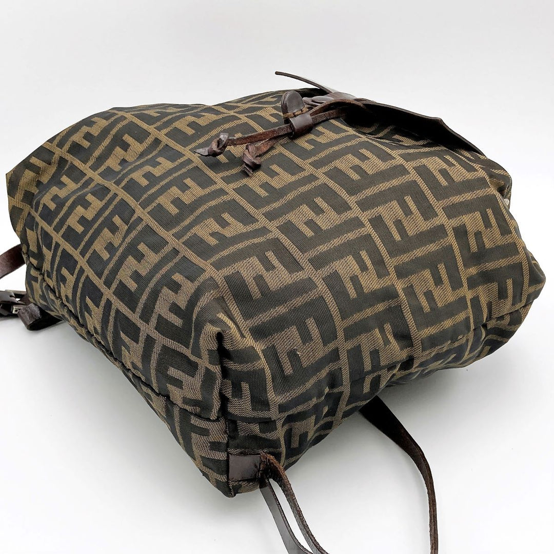 FENDI フェンディ 
 15980 リュック・デイパック 
ナイロン ブラウン