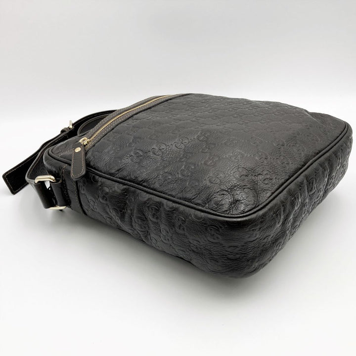 GUCCI グッチ 
 201448  ショルダーバッグ 
レザー ダークブラウン