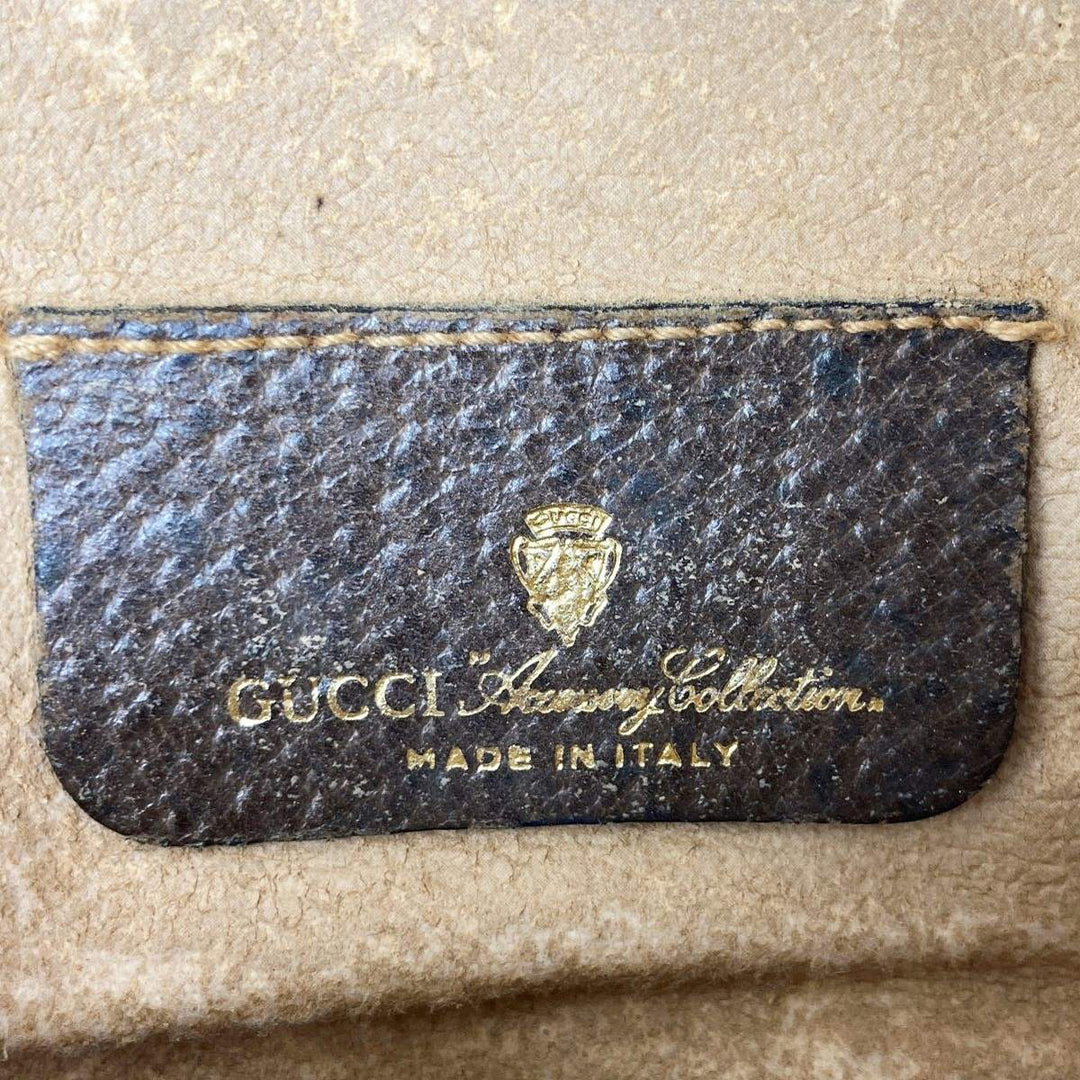 GUCCI グッチ 
 シェリーライン 904 02 026 ショルダーバッグ 
GGスプリームキャンバス ブラウン