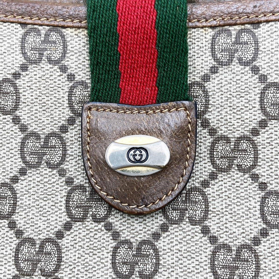 GUCCI グッチ 
 シェリーライン 904 02 026 ショルダーバッグ 
GGスプリームキャンバス ブラウン