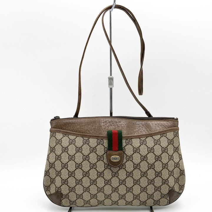 GUCCI グッチ 
 シェリーライン 904 02 026 ショルダーバッグ 
GGスプリームキャンバス ブラウン