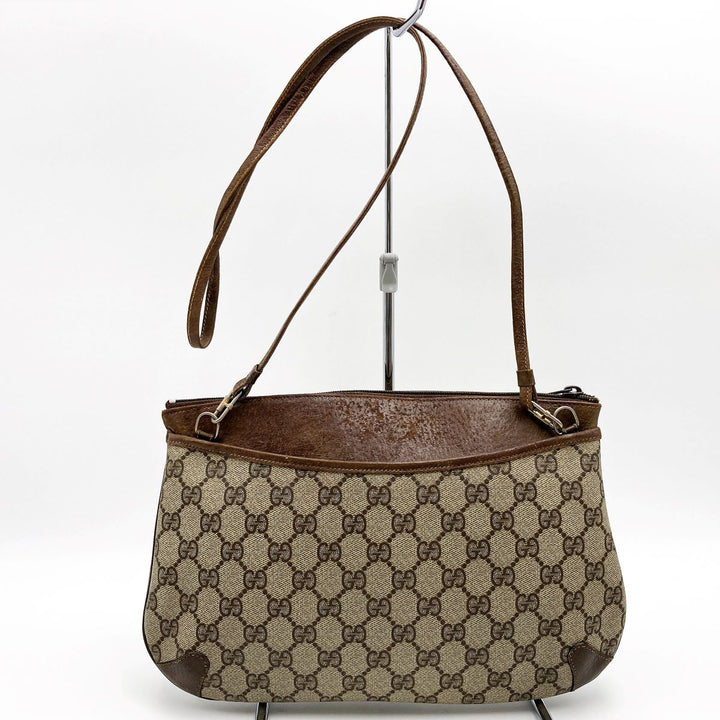 GUCCI グッチ 
 シェリーライン 904 02 026 ショルダーバッグ 
GGスプリームキャンバス ブラウン