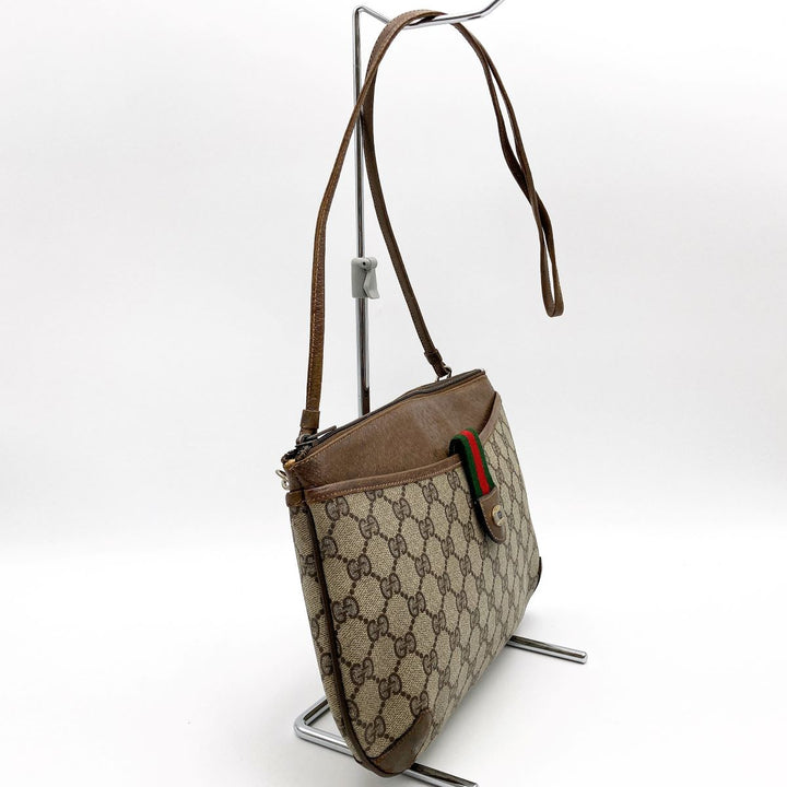 GUCCI グッチ 
 シェリーライン 904 02 026 ショルダーバッグ 
GGスプリームキャンバス ブラウン