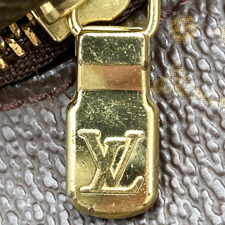 LOUIS VUITTON ルイ・ヴィトン 
 モノグラム モンスリMM M51136 リュック・デイパック 
PVC ブラウン