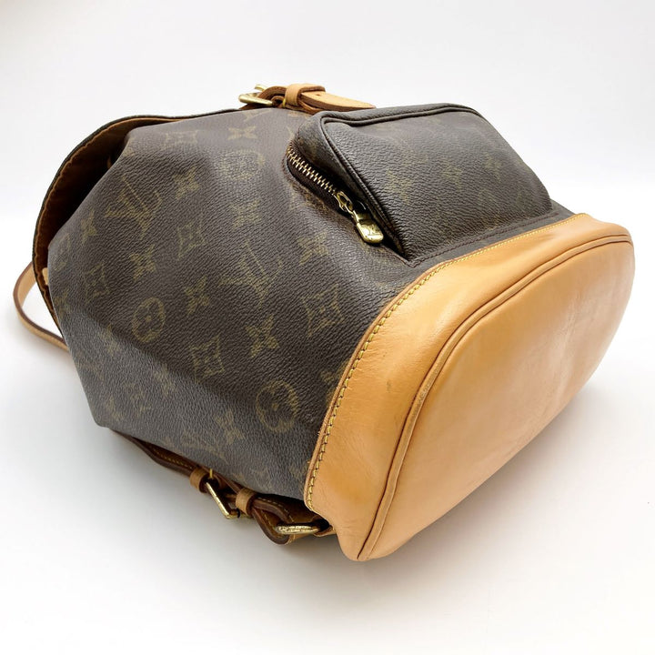 LOUIS VUITTON ルイ・ヴィトン 
 モノグラム モンスリMM M51136 リュック・デイパック 
PVC ブラウン