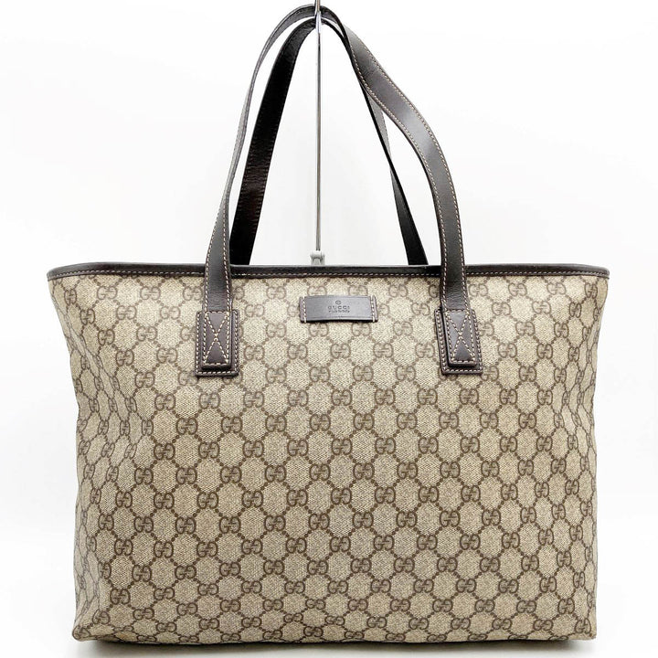 GUCCI グッチ 
 211137  トートバッグ 
GGスプリームキャンバス ブラウン
