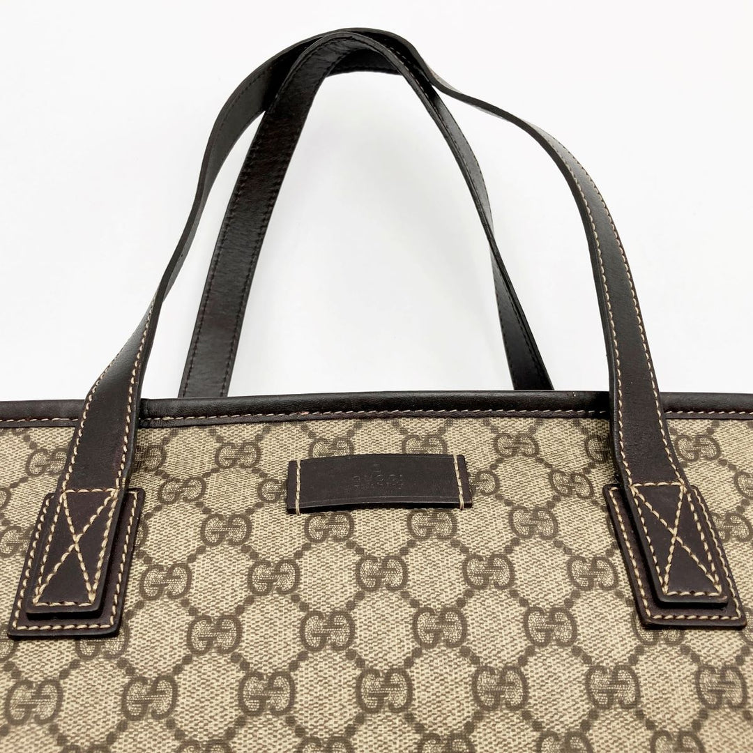 GUCCI グッチ 
 211137  トートバッグ 
GGスプリームキャンバス ブラウン