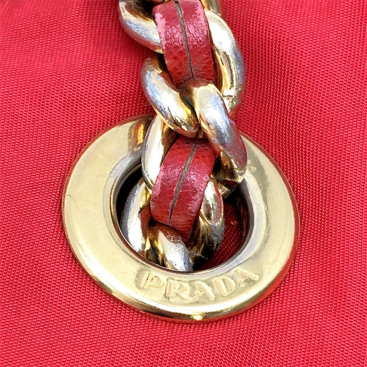 PRADA プラダ 
 ショルダーバッグ 
ナイロン レッド