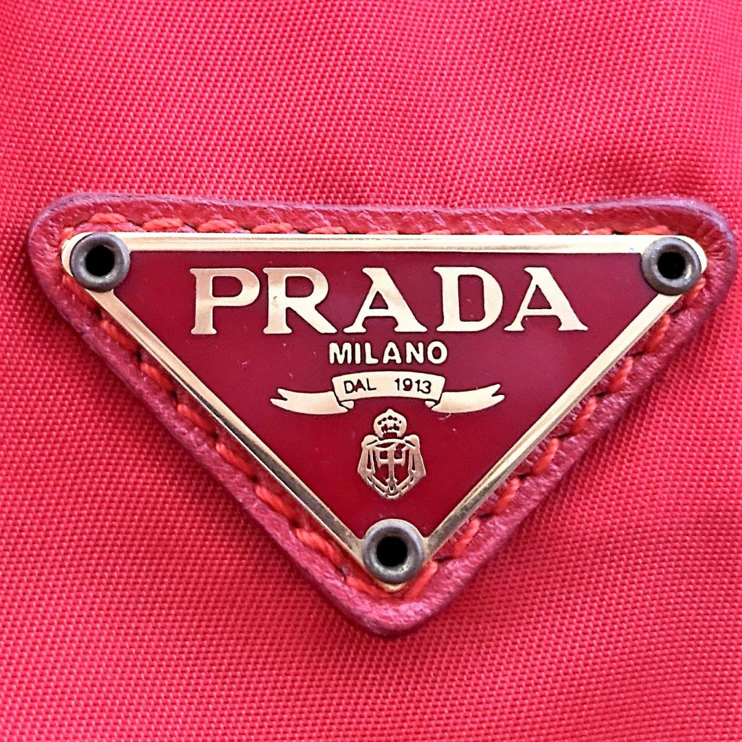 PRADA プラダ 
 ショルダーバッグ 
ナイロン レッド