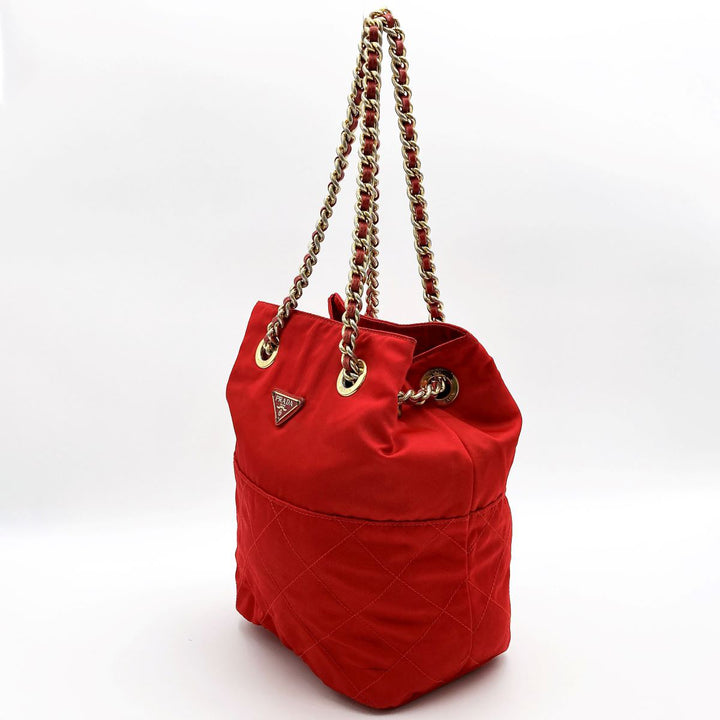 PRADA プラダ 
 ショルダーバッグ 
ナイロン レッド