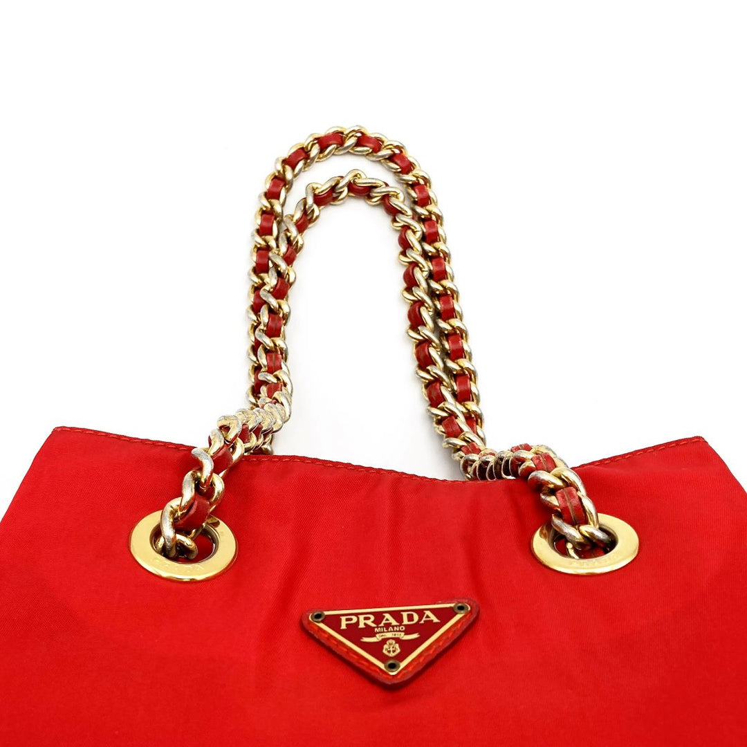 PRADA プラダ 
 ショルダーバッグ 
ナイロン レッド