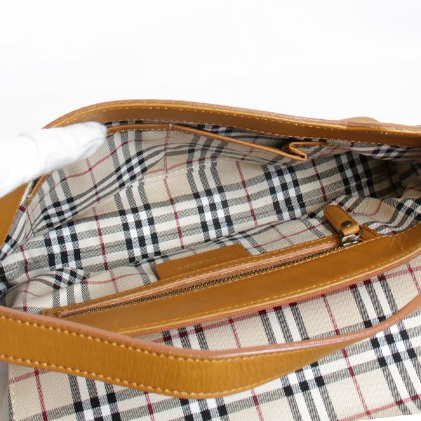 BURBERRY バーバリー 
 ショルダーバッグ ショルダーバッグ 
レザー キャメル