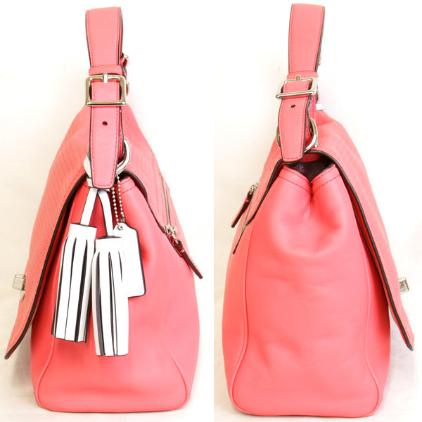 COACH コーチ 
 22386 ショルダーバッグ 
レザー ピンク×ホワイト