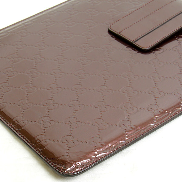 GUCCI グッチ 
 タブレットケース 256575 iPadケース 
シマ エナメル パープルブラウン系