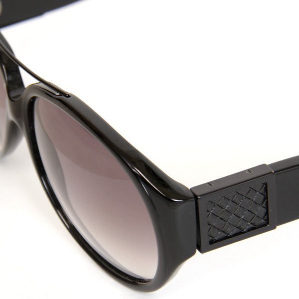 BOTTEGAVENETA ボッテガヴェネタ 
 BV89/S 807 LF 57□12 130 サングラス 
プラスチック ブラック×ダークブラウン
