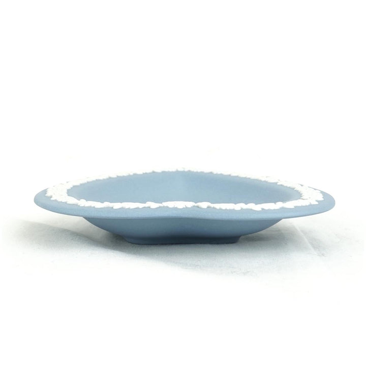 美品『USED』 
Wedgwood ウェッジウッド 
 食器 
陶器 ブルー  ジャスパー