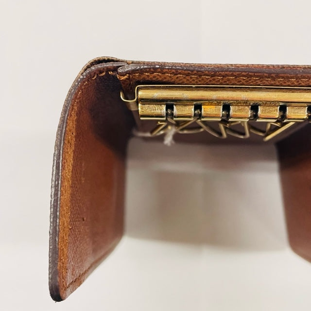 LOUIS VUITTON ルイ・ヴィトン 
 ミュルティクレ6 M62991 キーケース 
PVC/モノグラムキャンバス  ブラウン