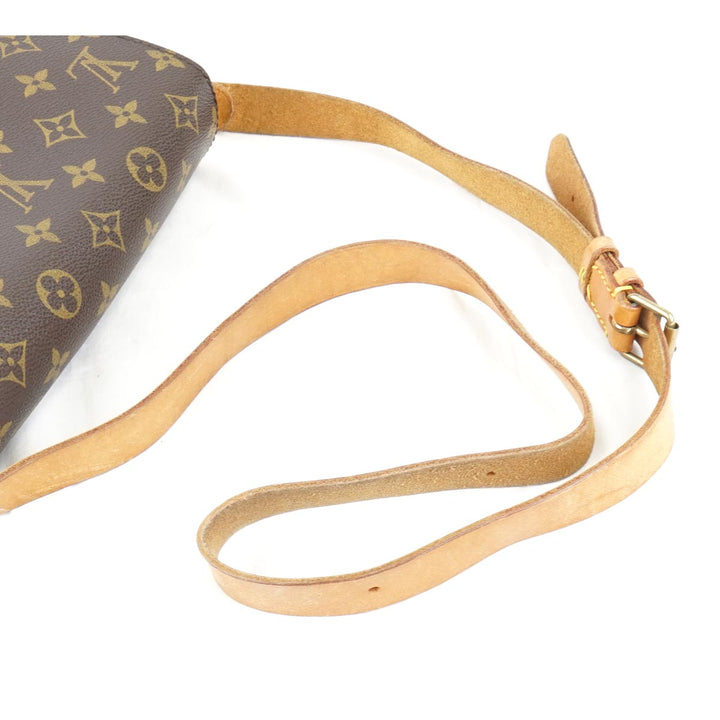 LOUIS VUITTON ルイ・ヴィトン 
 カルトシエールMM M51253 ショルダーバッグ 
モノグラムキャンバス モノグラム