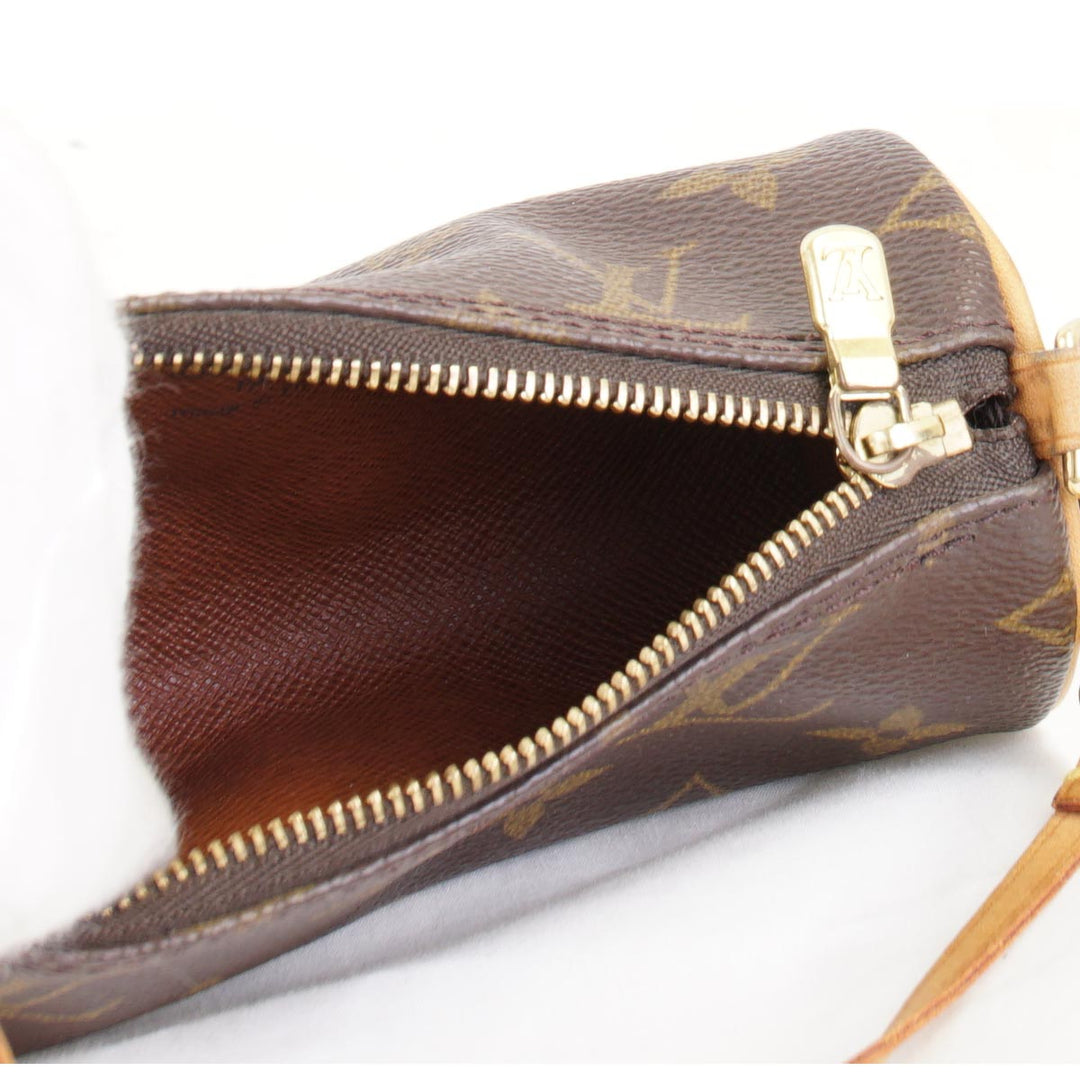 LOUIS VUITTON ルイ・ヴィトン 
 パピヨン M51386 ポーチ 
モノグラムキャンバス モノグラム