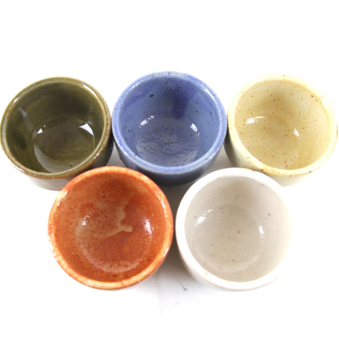 美品『USED』 
 
 志野　ぐい呑み　博山作 食器