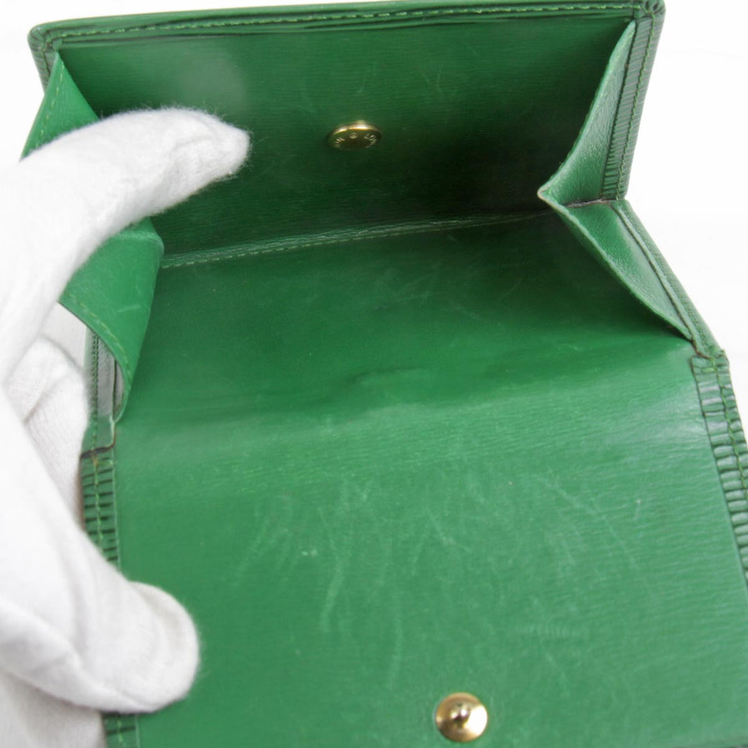 『USED』 
LOUIS VUITTON ルイ・ヴィトン 
 ポルトモネビエカルトクレディ M63484 二つ折り財布 
エピレザー グリーン Wホック
