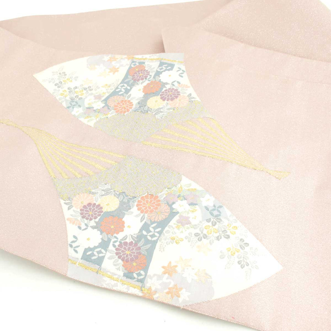 美品『USED』 
 
 加賀扇面文 袋帯 
正絹と思われます 白梅色