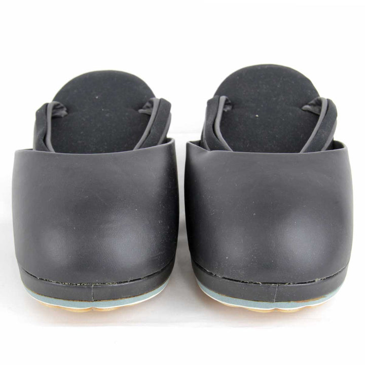 美品『USED』 
 
 防寒草履 草履 
 ブラック